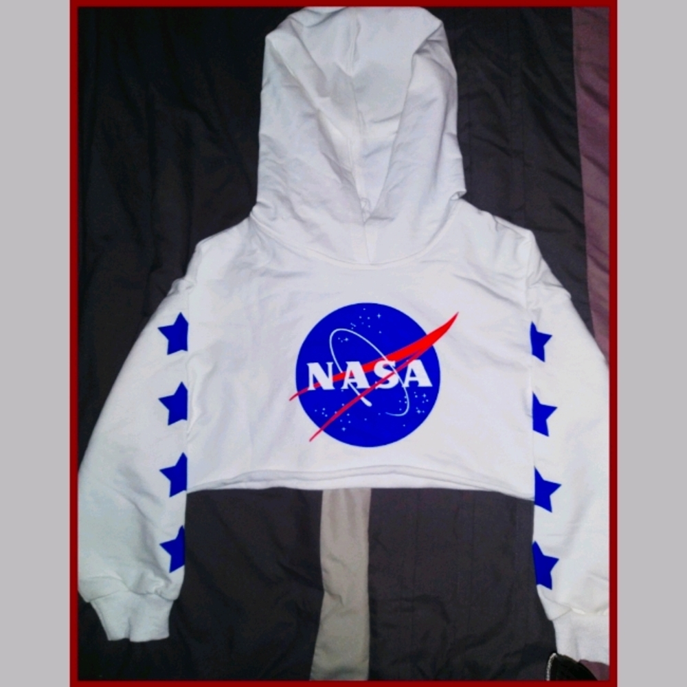 Cropped Nasa Hoodie (Girl's 7)